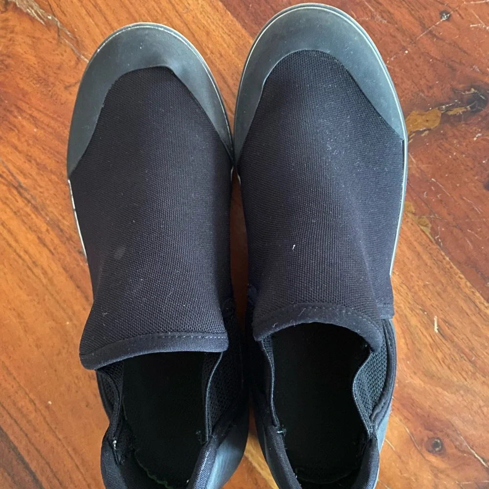 Bogs Kicker Chelsea‎ ankle water resistant Black Slip-On boots youth size 6